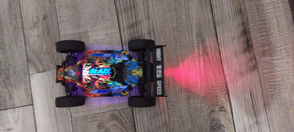 Продам машинку на радіокеруванні для дрифту машинка на радиоуправлении