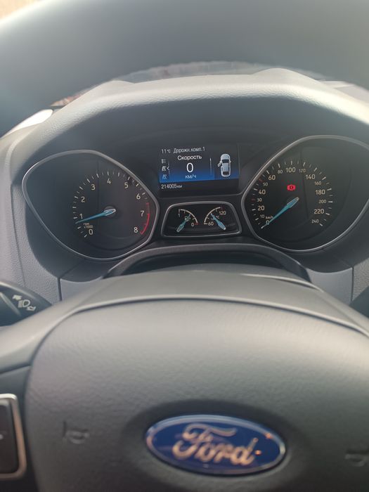 Продаю Форд фокус 2016 рік