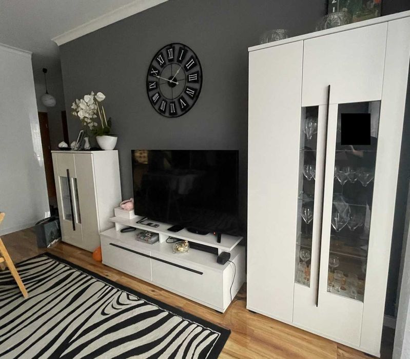 Sprzedam komplet mebli do salonu