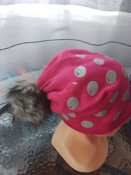 Nowa czapka z pomponem damska fuksja