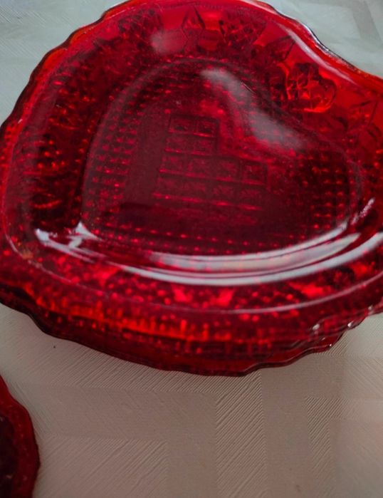 Dessert Bowls/Plates435806589661358082
