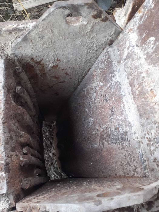 Щековая дробилка ,щека 280 мм