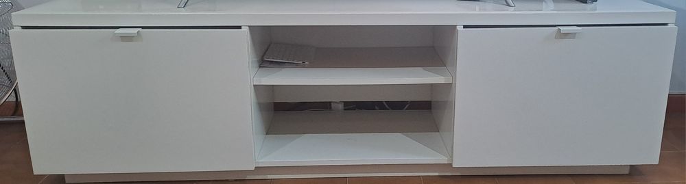 Movel sala tv branco brilho - preço para despachar