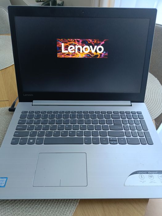 Laptop Lenovo Ideapad 320 Intel Core  i3