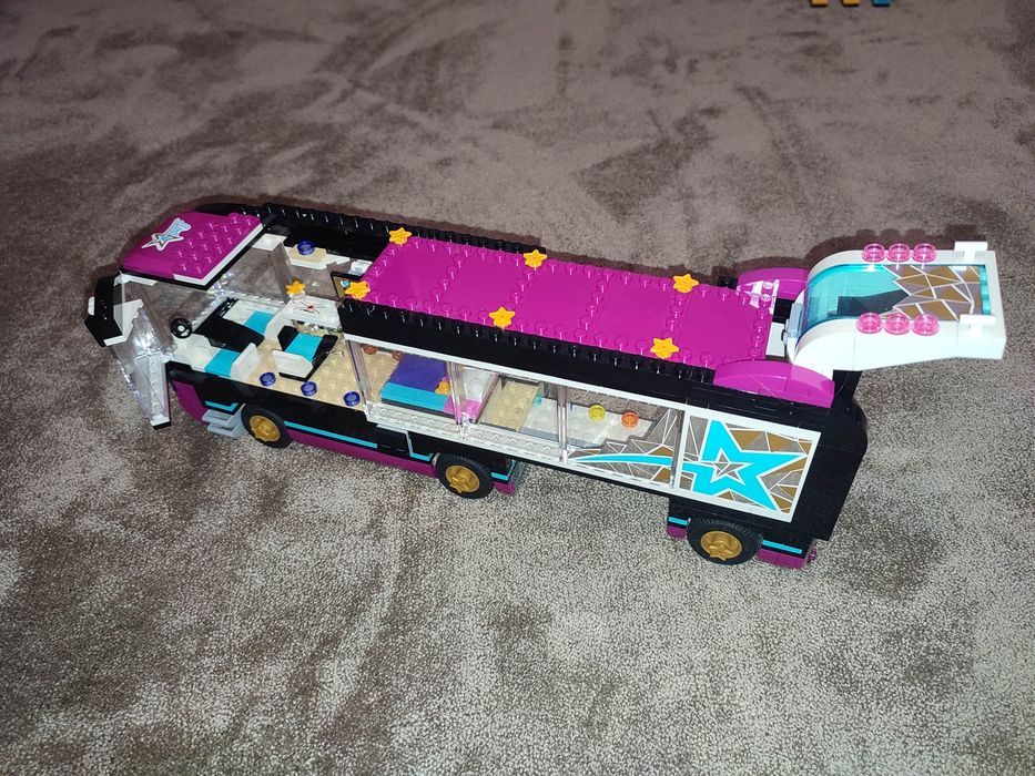 LEGO Friends Wóz koncertowy gwiazdy Pop
8-12 | #41106 | 682 Elementy