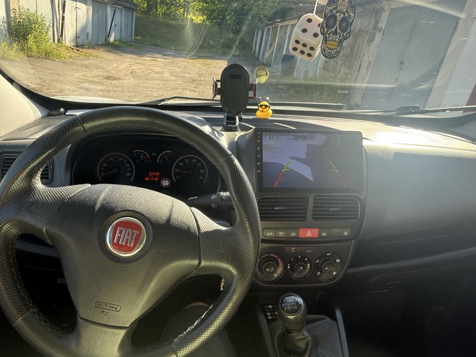 Fiat Doblo 1.6 Multijet 16V 105 KM | 2011 | 247 000 km | 17 500zł do negocjacji
