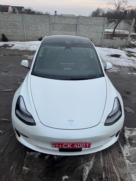Продам Тesla model 3