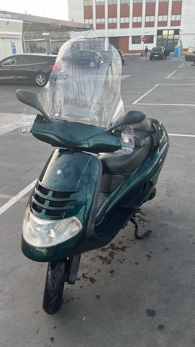 Piaggio Hexagon GT250 Vende Se