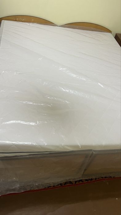 Матрас двоспальний