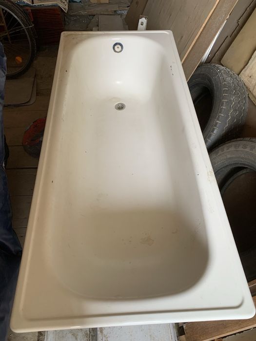 Продам ванну без жодної корозії