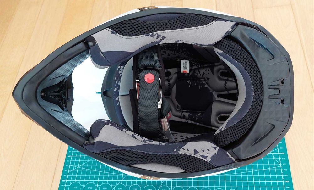 MT Falcon S - Capacete integral "Off-Road" da MT Helmets (100% novo!)
