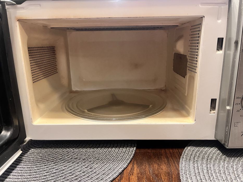 Kuchenka mikrofalowa Severin