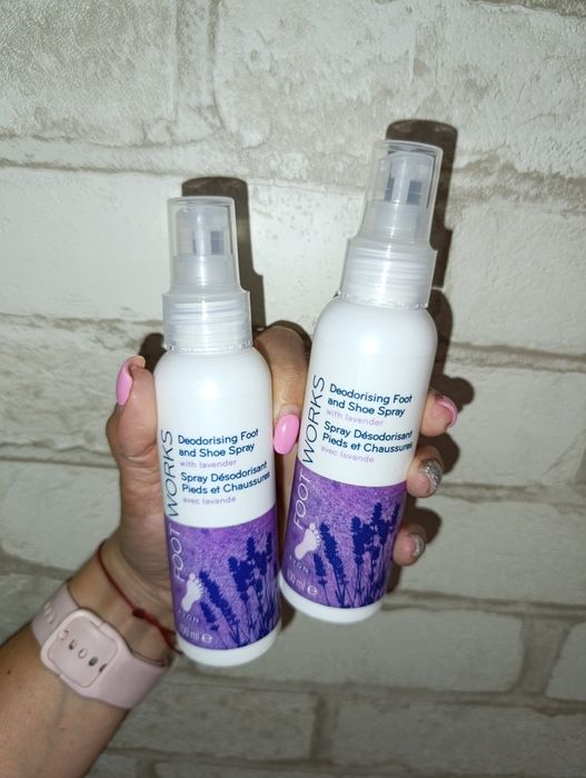 Дезодоруючий спрей для ніг з ароматом лаванди Avon