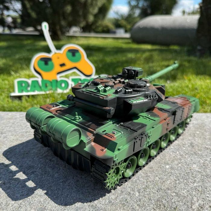Танк на радиоуправлении Т-84 Зеленый. Машинка на пульте управления