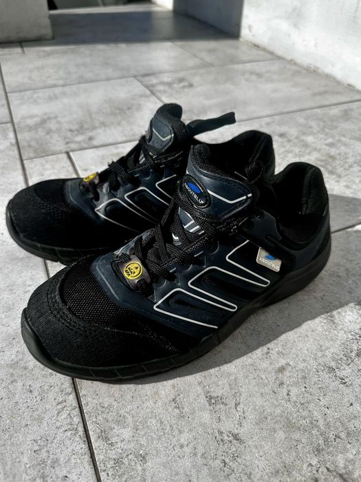 Робоче взуття Aboutblu, розмір 37 (по факту 38–39)