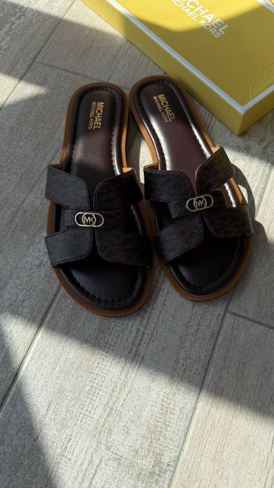 Шльопанці Michael Kors  кос  босоніжки тапочки