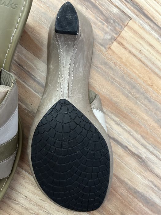 Klapki Clarks 41  UK 7!  skóra