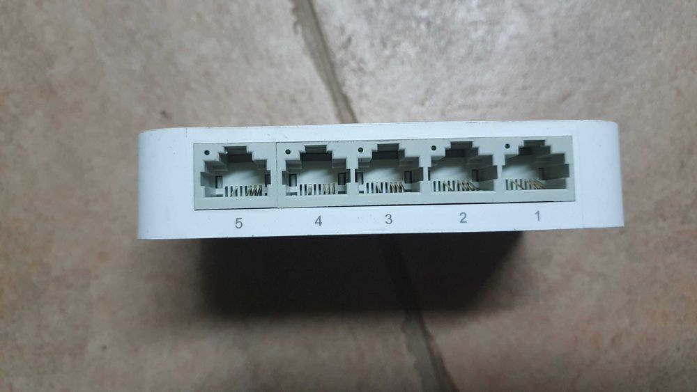 Switch 5 portas TP-Link TL-SF1005D