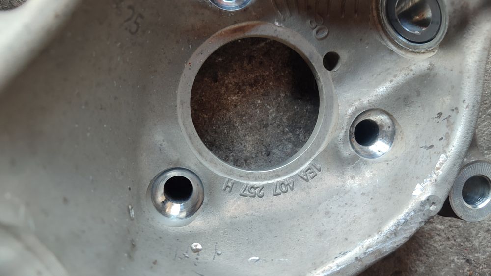 Цапфа ступиця ай ді 4 ID 4 цапфа ступица Volkswagen id 4 ай ди 4 ID 4