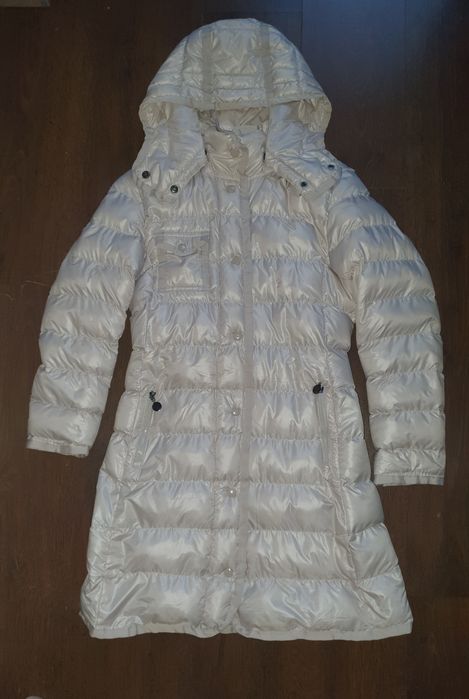 MONCLER жіночий пуховик.