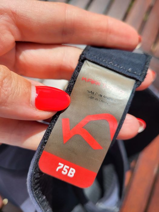 Okazja! Biustonosz sportowy 75C Kari Tra