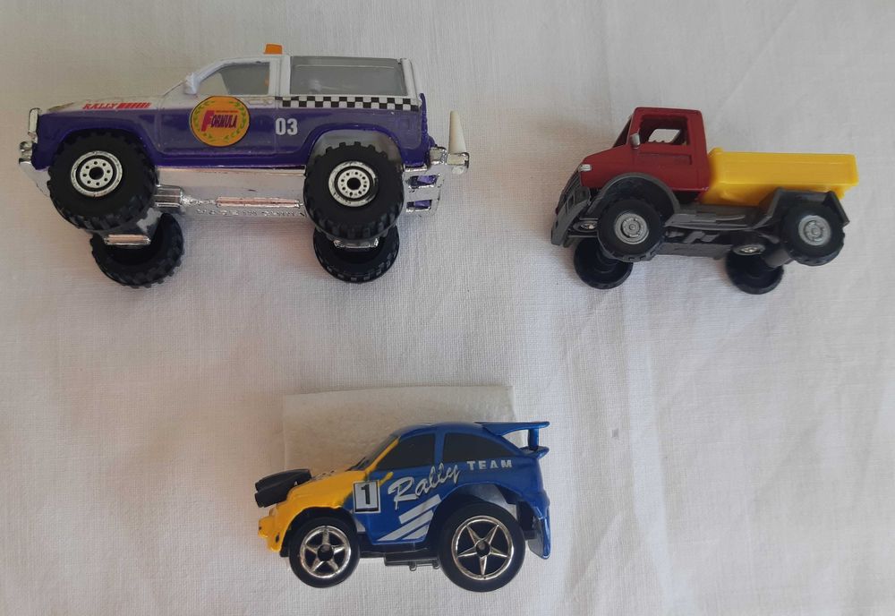 Car Model Miniatures (Majorette and Others)