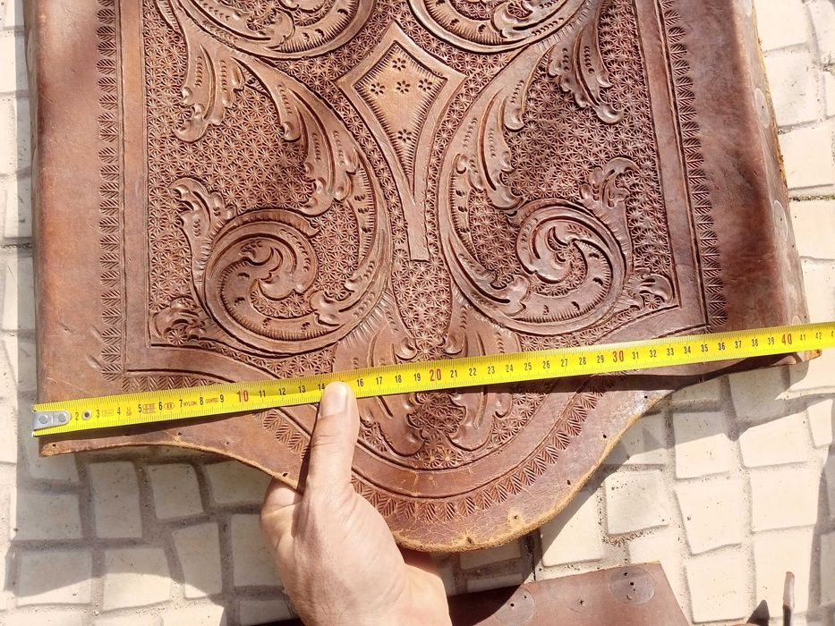 8 Assentos e costas de cadeiras