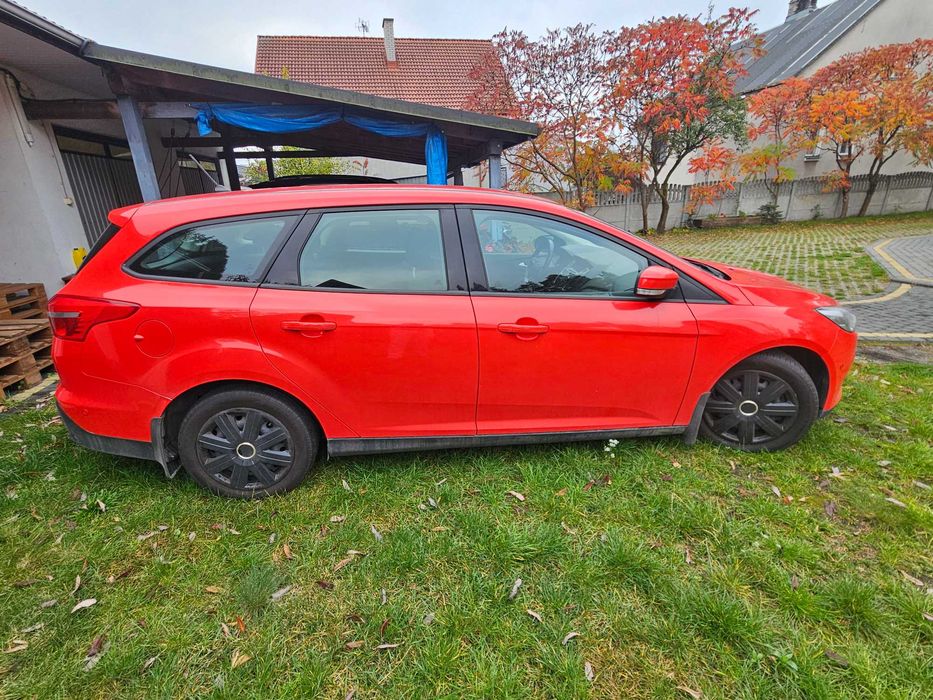 Auto osobowe ford focus