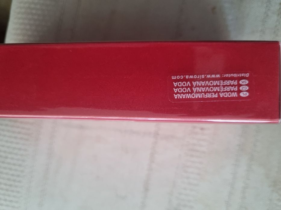 Elizabeth Arden woda perfumowana nowa w opakowaniu oryginalna 50ml