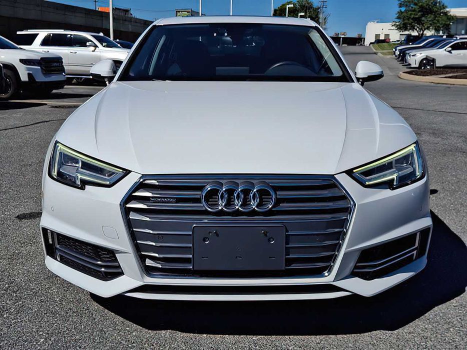Audi A4 quattro      2018