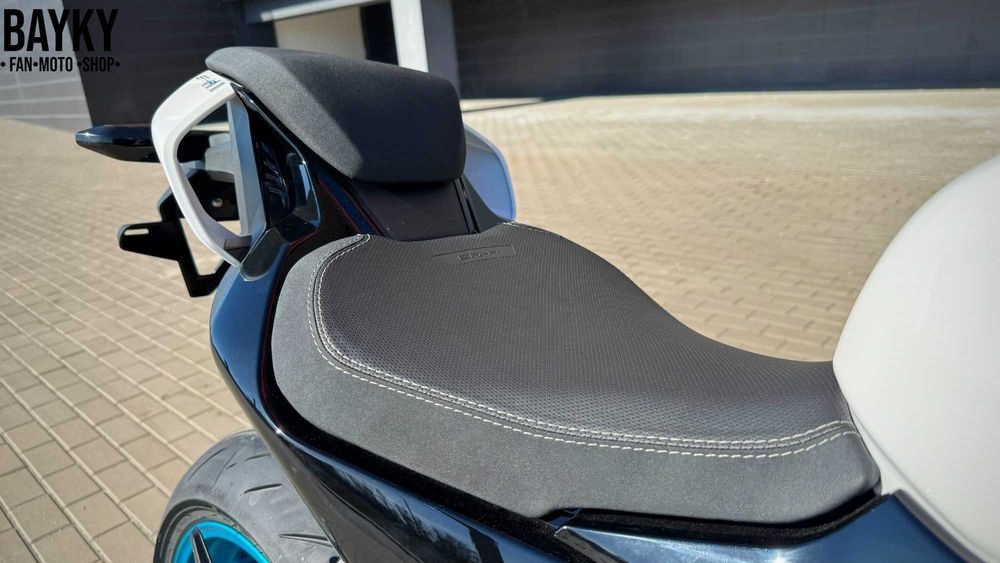 Мотоцикл CFMOTO 675SR-R