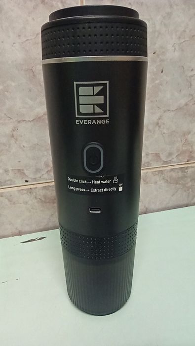 Портативна кавоварка Everange.