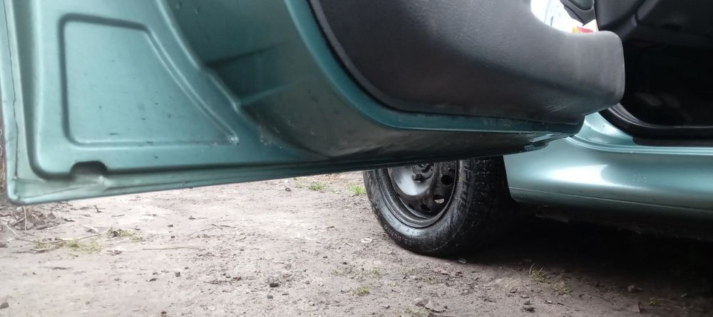 Обмін, Продам пежо 206 1.4