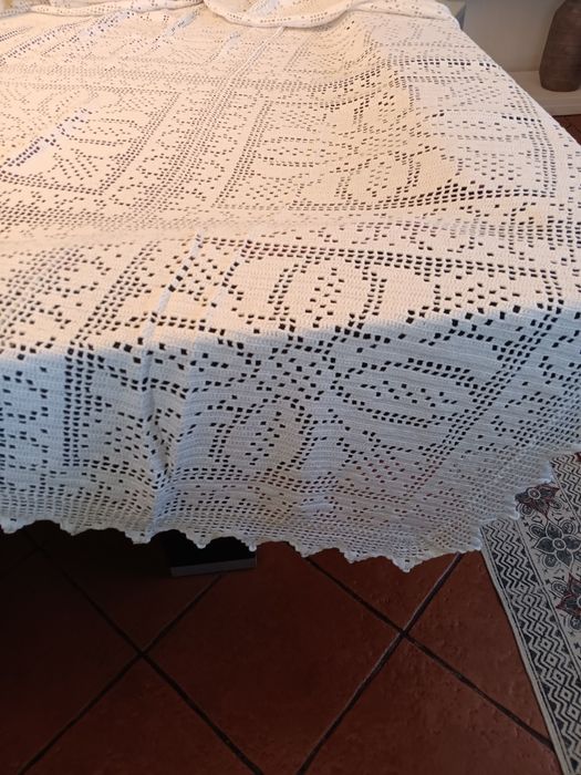 Colcha de renda manual
