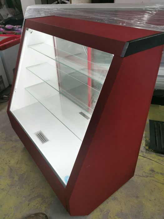 Холодильная витрина, кондитерская холодильна вітрина колбасная