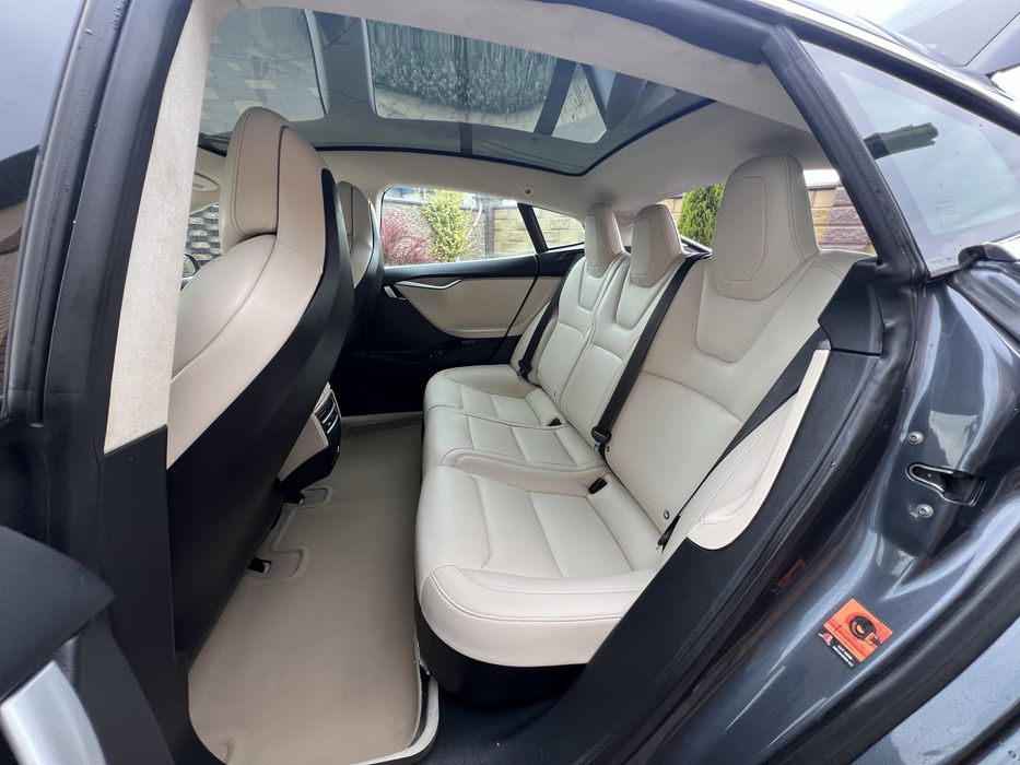 Tesla Model S 100D