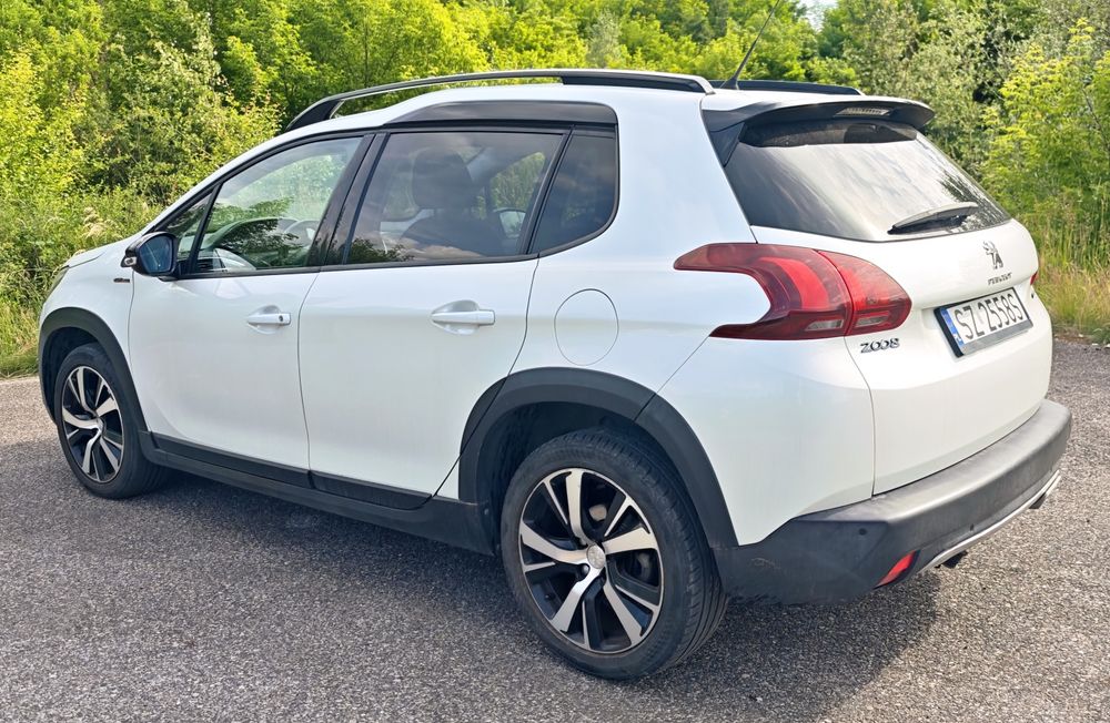 Peugeot 2008 GT 1,2 benzyna 2016r.