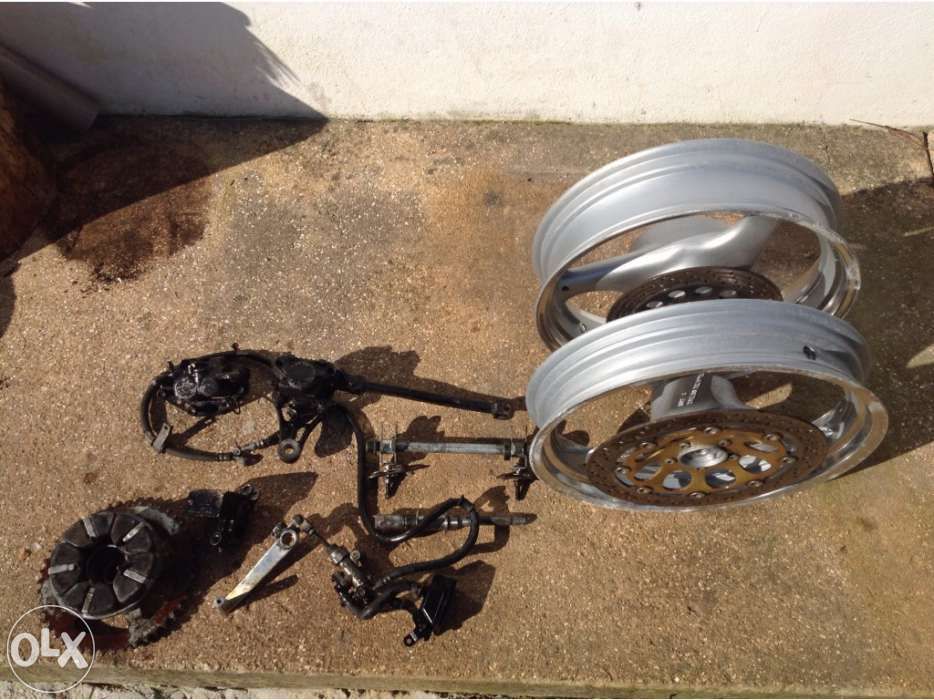 Jantes Suzuki Bandit 400 + Discos + Bombas de Travão