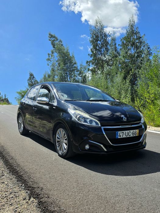 PEUGEOT 208 1.6 HDI STYLE