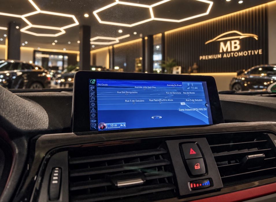 BMW 320d Touring Look M3 (325€ Mês)