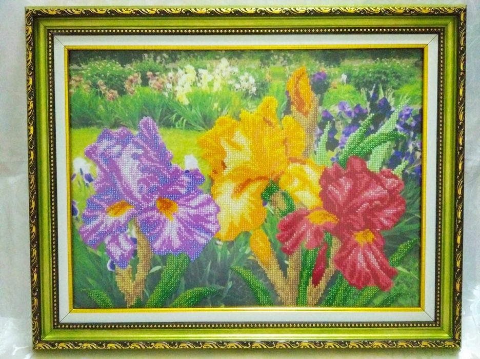 Картина вышитая бисером «Ирисы», ручная работа + подарок