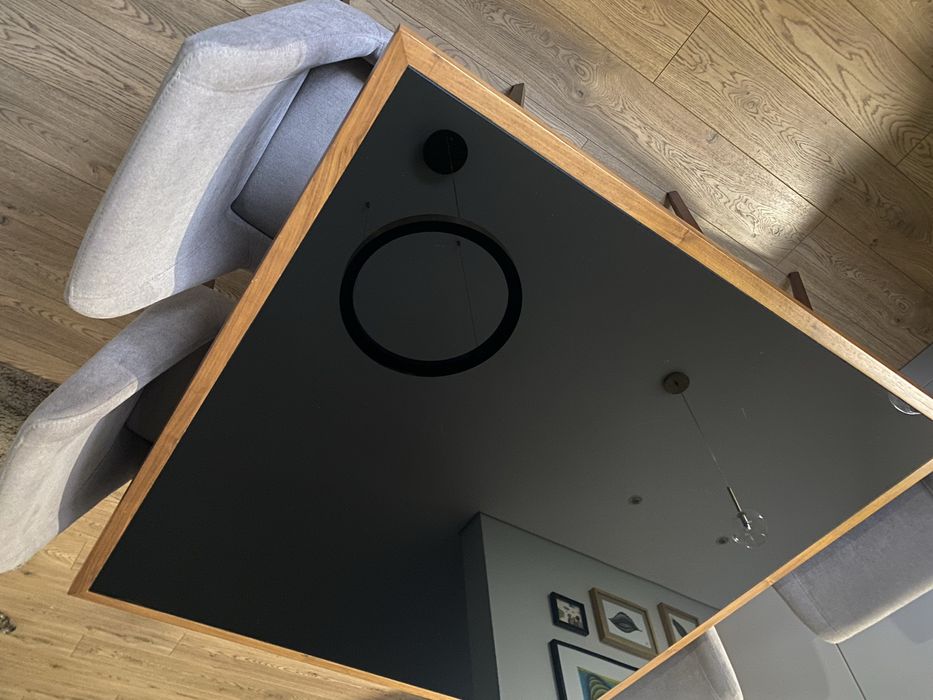 Mesa de jantar quadrada