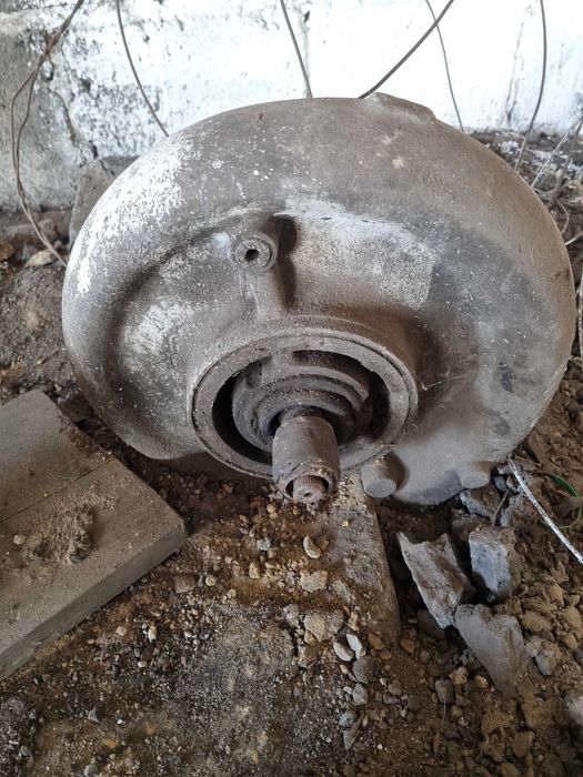 Sprzedam dmuchawę kowalską.