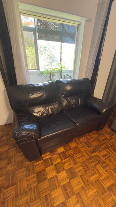 Sofá de Sala em cabedal