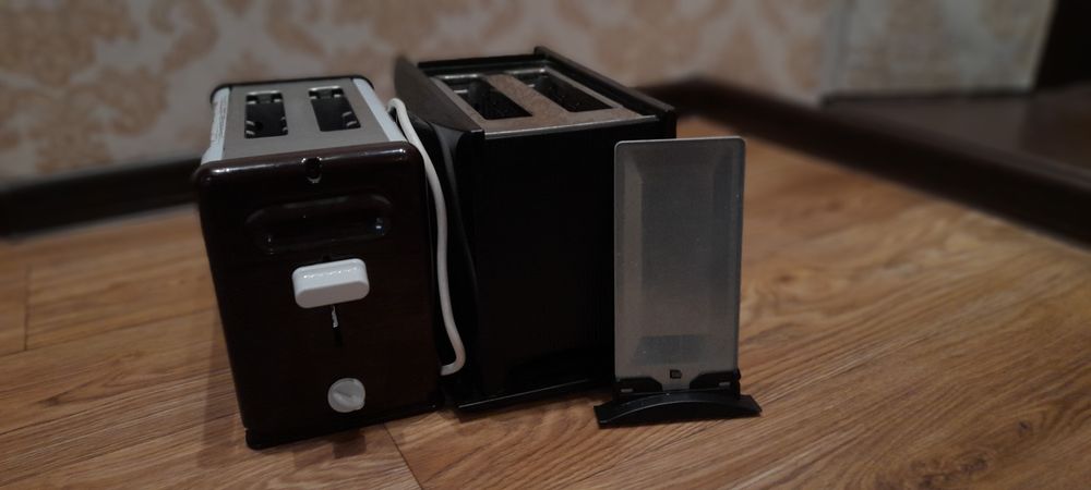 Продам две тостерницы