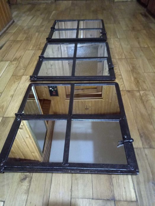 Lustro loft stare metalowe kute okno
