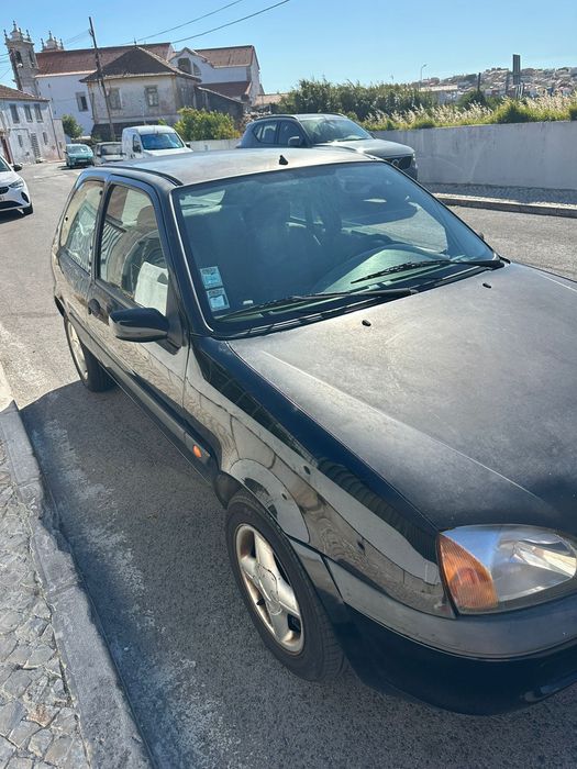 Ford Fiesta 1.8 2000 3portas