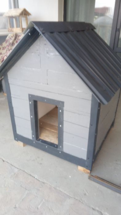 Собача будка,утеплена