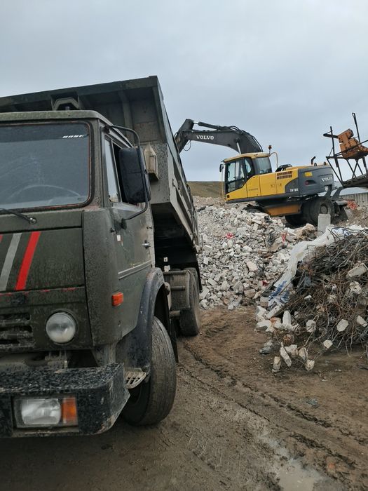 Вывоз строительного мусора.