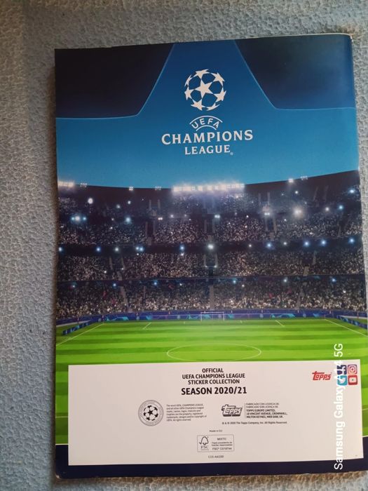 Caderneta de futebol-